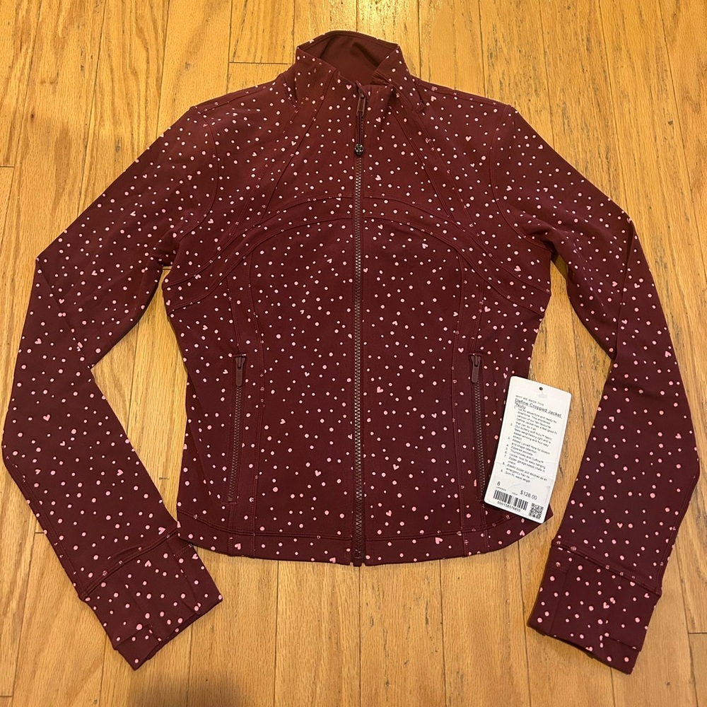Lululemon NWT heart scatter dot print cropped define jacket size 8